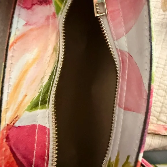 Leather floral bag from Vienna - Picture 5 of 5